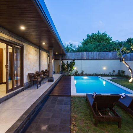 Paisa Villa Seminyak Esterno foto