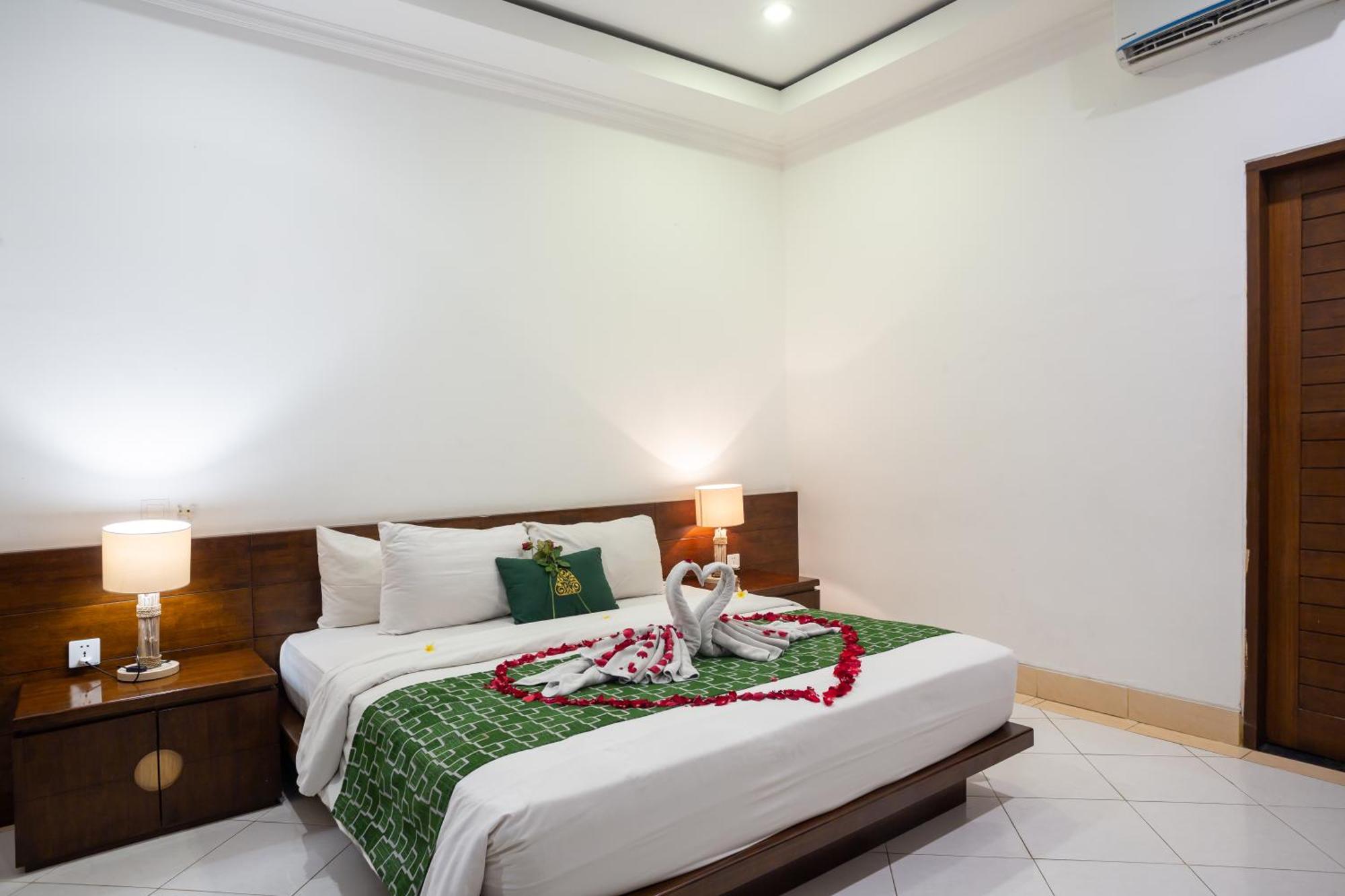 Paisa Villa Seminyak Esterno foto